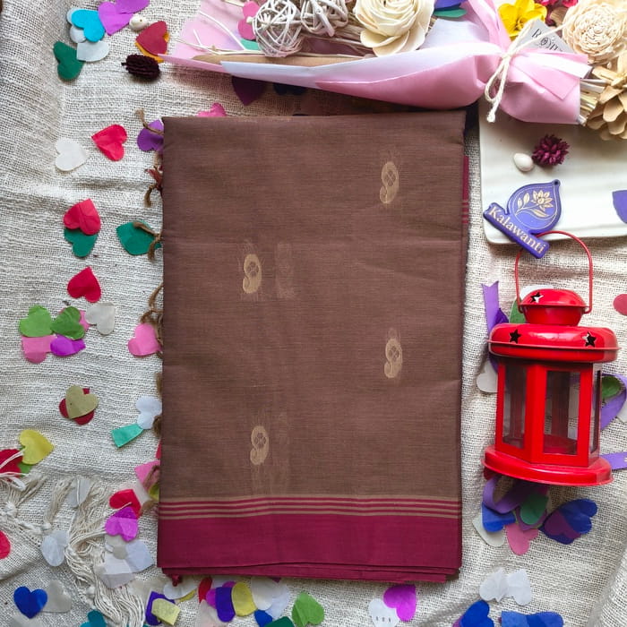 Chettinadu-Cotton-Saree-with-Blouse-cocoa-brown-body-and-deep-maroon-Border-No-Zari-Small-Border-office-wear-cotton-saree-kerala-Chennai-Coimbatore-Andhra-Tamilnadu