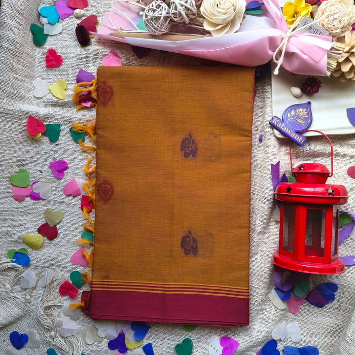 chettinadu-cotton-saree-with-blouse-mustard-yellow-small-maroon-border-no-zari-80-count-chettinadu-pure-cotton-saree-chennai-coimbatore-pune-kerala-bangalore