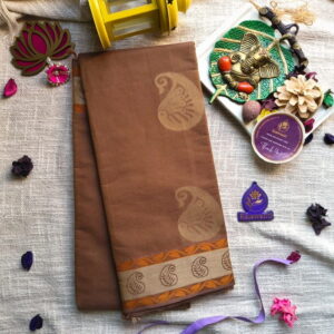 80-Count-Chettinadu-Cotton-Saree-in-Classic-Brown-with-Mango-Mayil-Motifs-Chennai-Tamilnadu-Andhara-karnataka-kerala